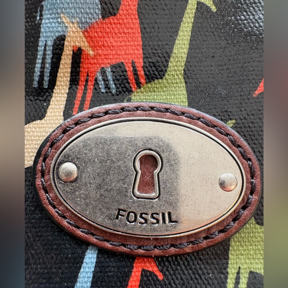 Fossil Key-Per bag, vinyl exterior, giraffe print EUC - Picture 4 of 16